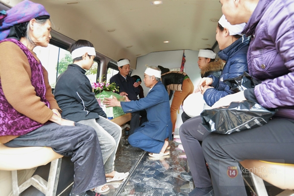 "Sang thế giới b&ecirc;n kia, mong Loan v&agrave; Vượng m&atilde;i m&atilde;i b&ecirc;n nhau" 13