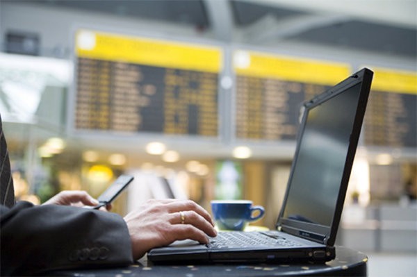 Bến xe Miền T&acirc;y trang bị Wi-Fi miễn ph&iacute; 1