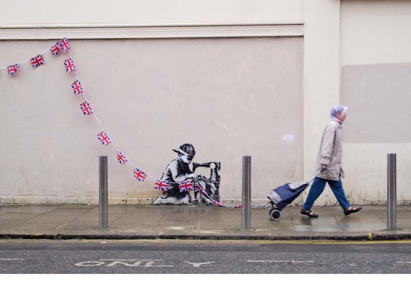 Banksy - Nghệ sĩ graffiti hay anh hùng giấu mặt của nghệ thuật đương đại  7