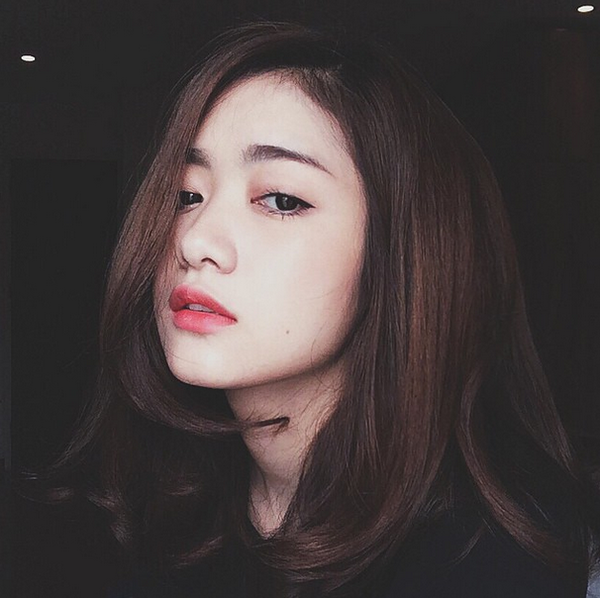 Những thiếu nữ Việt xinh đẹp "sốt xình xịch" trên Instagram 7