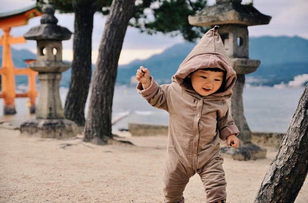 Th&iacute;ch th&uacute; với những em b&eacute; Nhật cực đ&aacute;ng y&ecirc;u tr&ecirc;n Instagram  12