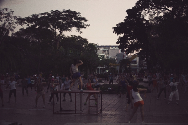 Chùm ảnh: Nhịp sống của người Sài Gòn vào buổi sáng sớm 8