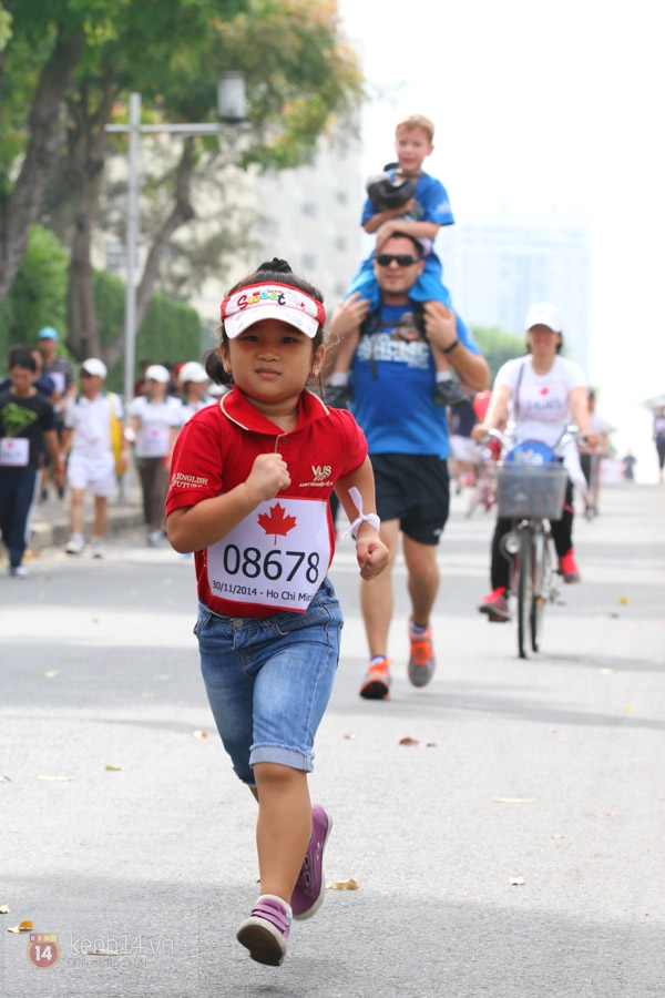 Hàng nghìn người tham gia hoạt động chạy bộ Terry Fox tại TP.HCM 8