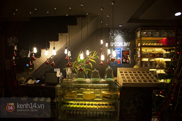 Những quán cà phê tràn ngập không khí Giáng Sinh ở Sài Gòn 2