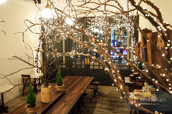 Những quán cà phê tràn ngập không khí Giáng Sinh ở Sài Gòn 9