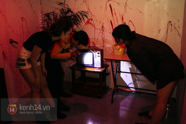Giới trẻ 2 miền "sốt" tr&agrave;o lưu game nhập vai Escape The Room 19