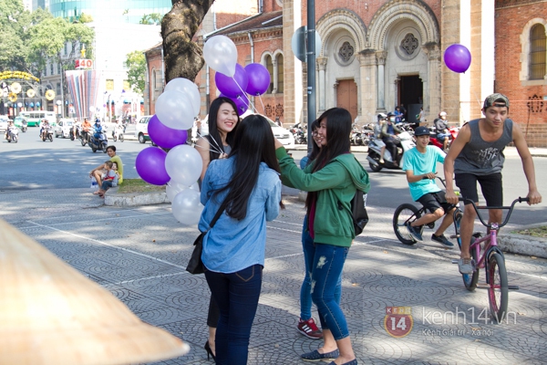 Màn cầu hôn bất ngờ của chàng trai trong hội Biker Sài Gòn 4 Màn cầu hôn bất ngờ của chàng trai trong hội Biker Sài Gòn 4