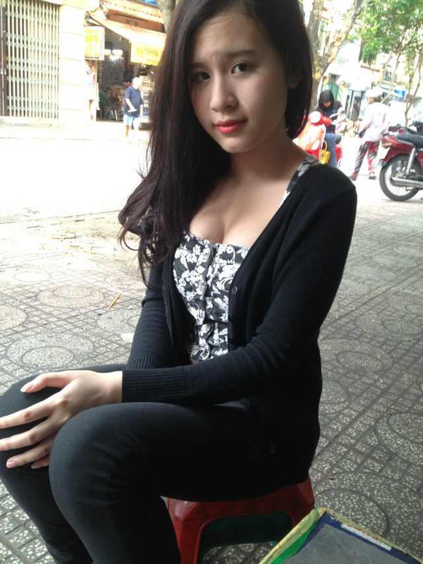 Sự thật về hot girl g&acirc;y shock khi chỉ tiếp "người c&oacute; si&ecirc;u xe" 8