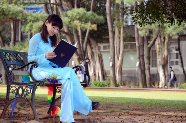 Ngắm những nữ sinh Việt hot nhất tại Đ&agrave;i Loan 2013 1