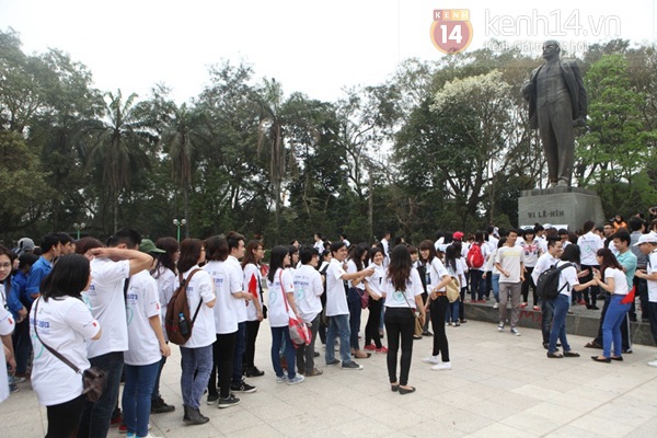 Hàng trăm bạn trẻ Hà Nội đạp xe hưởng ứng giờ trái đất 2013 7