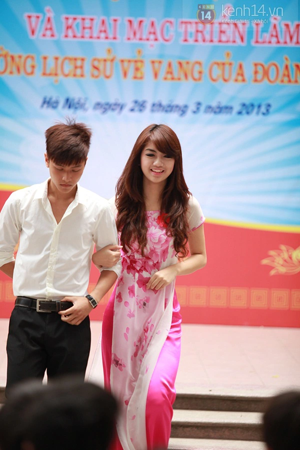 Lộ diện nữ sinh xinh xắn v&agrave; t&agrave;i năng nhất THPT Phan Đ&igrave;nh Ph&ugrave;ng 5