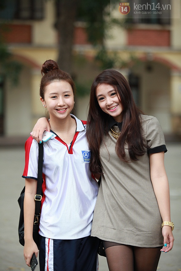 Sa Lim cực xinh làm giám khảo casting cho teen Phan Đình Phùng 2