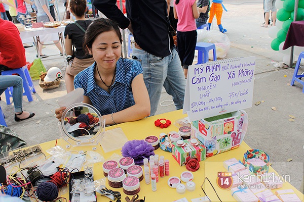 Teen Hà thành thích thú với hội chợ Handmade lớn nhất năm 17