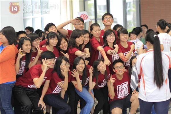 Amser cực dễ thương v&agrave; nhắng nh&iacute;t trong ng&agrave;y hội Thầy tr&ograve; 6