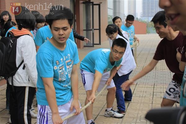 Amser cực dễ thương v&agrave; nhắng nh&iacute;t trong ng&agrave;y hội Thầy tr&ograve; 20