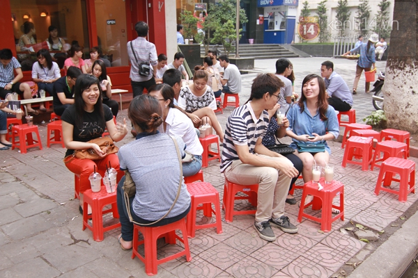 Rộ trào lưu cafe take-away của giới trẻ Việt 4