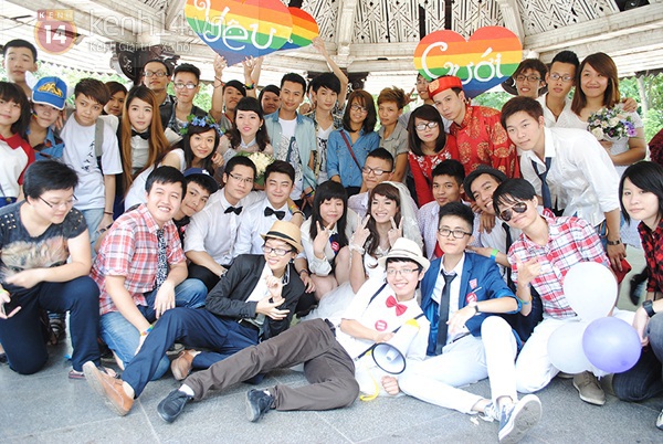 Đám cưới "đồng tính" tập thể lớn nhất tại Hà Nội 11