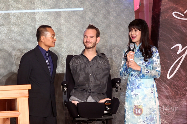 Nick Vujicic: "Tôi cũng muốn người Việt Nam hãy tự giúp đỡ người Việt Nam" 19