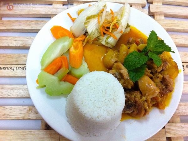 H&agrave; Nội: "Xi&ecirc;u l&ograve;ng" với cơm đ&ugrave;i g&agrave; nướng cực sang chảnh 8