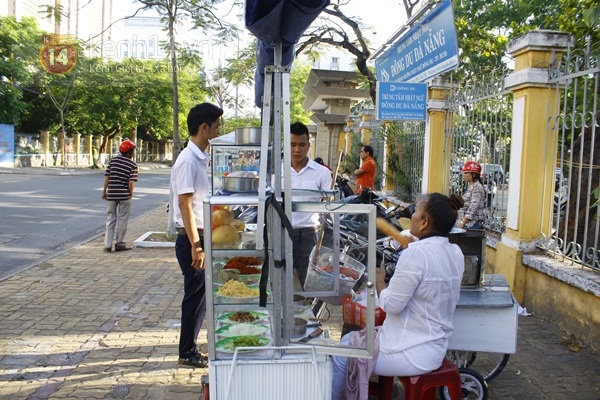 Sáng nay, gần một triệu thí sinh bước vào thi môn Ngữ văn 47