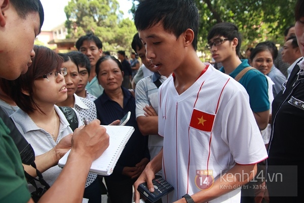 Đề toán khối A: Câu giải hệ phương trình làm khó nhiều thí sinh  2