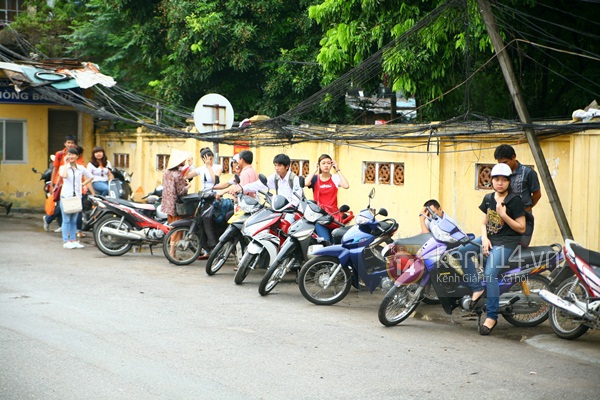 Sáng nay, hơn 800 ngàn thí sinh làm thủ tục thi Đại Học đợt 1 4