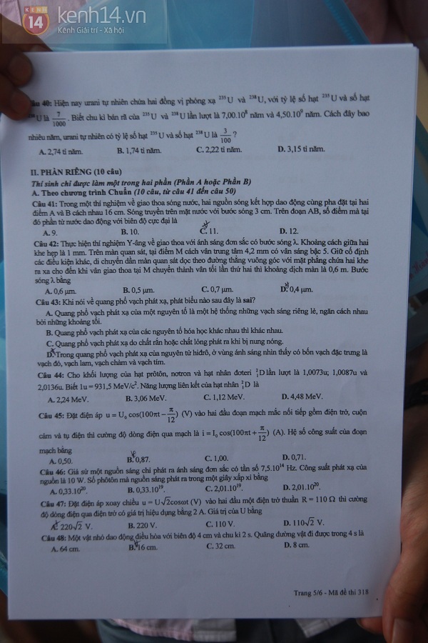 Đề Lý dài và khó, thí sinh kết thúc ngày thi đầu tiên 5