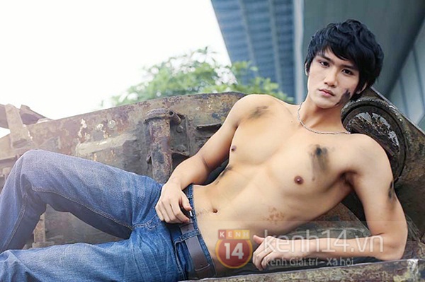 Hot boy 2 lần đạt HCV Toán học là tâm điểm chú ý tại casting VNTM 2013 14