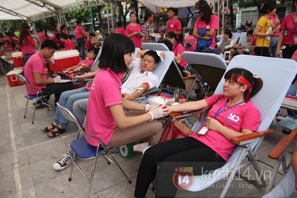 Hơn 5.000 bạn trẻ Hà Nội sôi động với Youth Day 2013 9