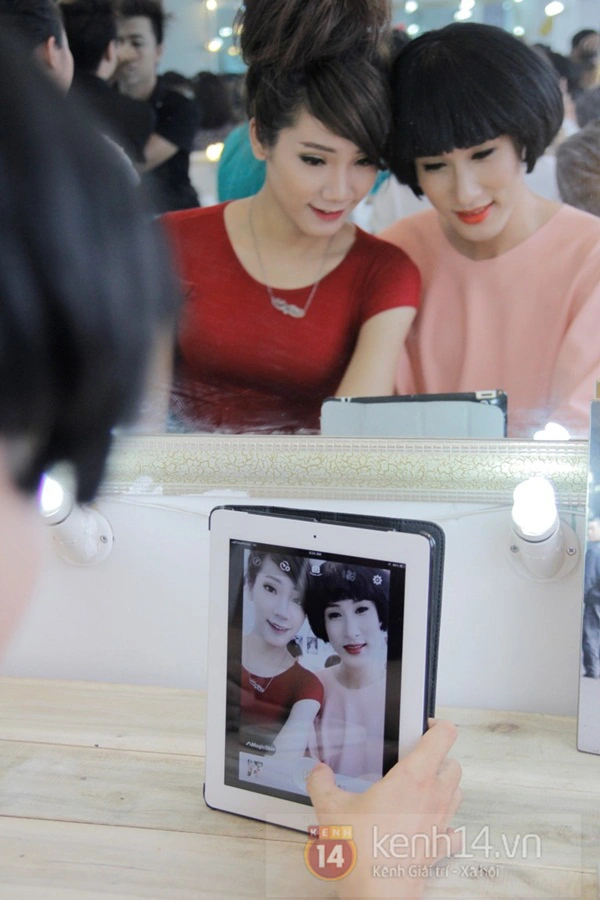 Hậu trường makeup, hóa trang của nhóm mẫu chuyển giới duy nhất tại Hà Nội 17