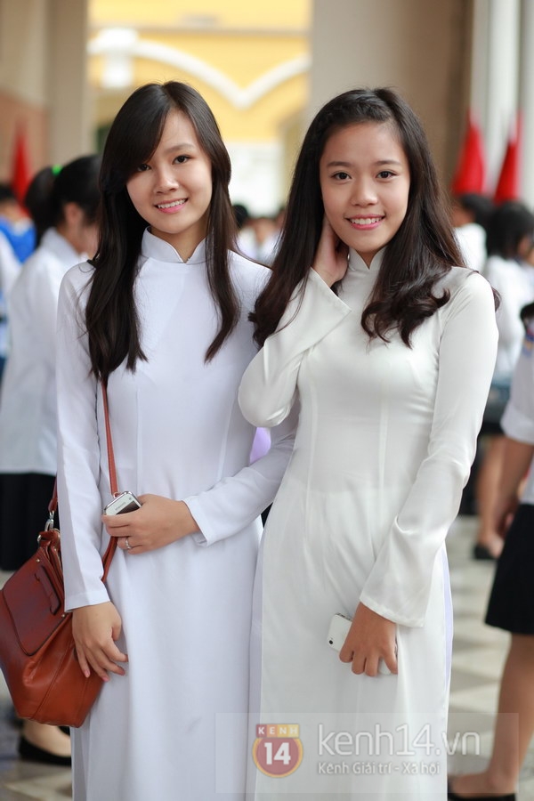 Chùm ảnh: Rạng rỡ nụ cười của nữ sinh Hà Nội ngày khai trường 5