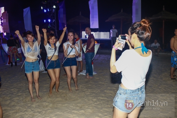 Hàng ngàn teen miền Nam bùng nổ trong Beach party mùa hè 9