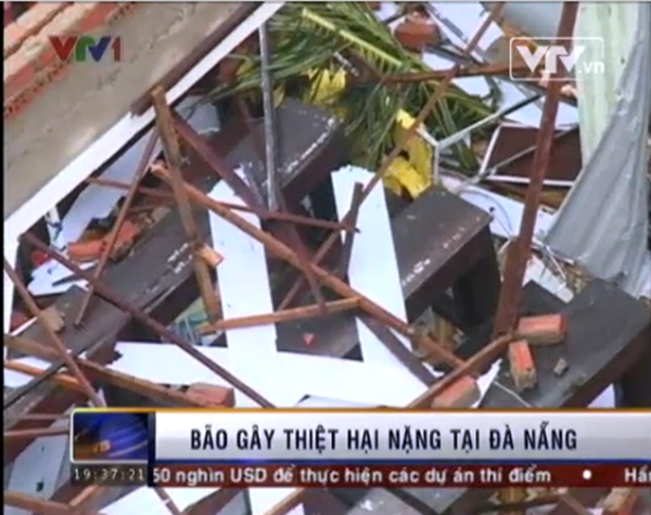 Trường học khang trang giữa trung tâm Đà Nẵng bị bão tốc mái tan hoang  3