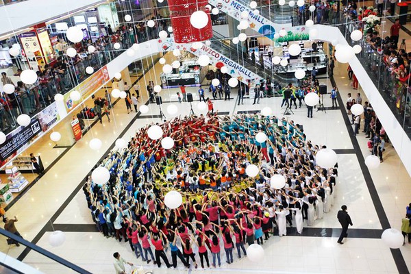 Hơn 600 teen Hà Thành nhảy flashmob xếp hình bông hoa mừng 20/11 4
