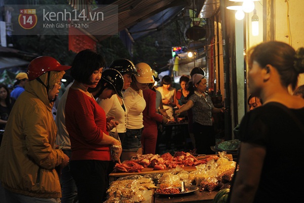 4h sáng nay, Hà Nội nằm trong vùng hoạt động mạnh nhất của bão Haiyan 20