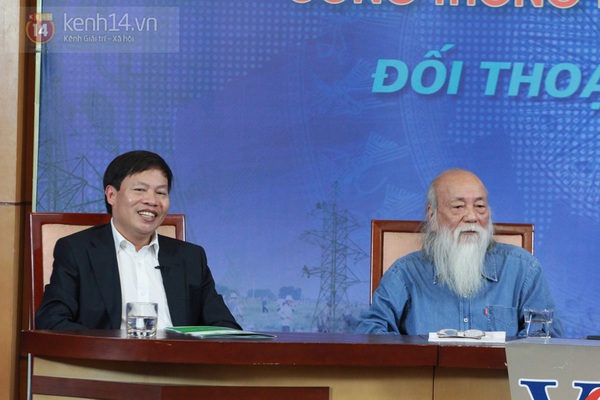 PGS Văn Như Cương phê phán đề thi có Bà Tưng, Ngọc Trinh 8 PGS Văn Như Cương phê phán đề thi có Bà Tưng, Ngọc Trinh 8
