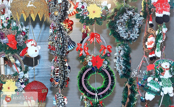 Hà Nội: Đẹp lung linh những món đồ trang trí mùa Giáng sinh 5