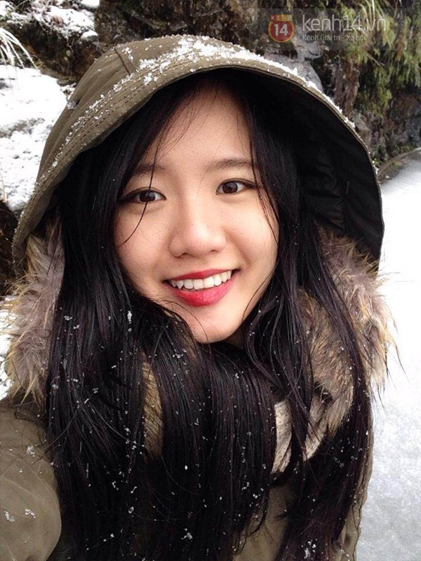 Chùm ảnh: Giới trẻ khoe những khoảnh khắc tuyệt đẹp với tuyết Sa Pa 12