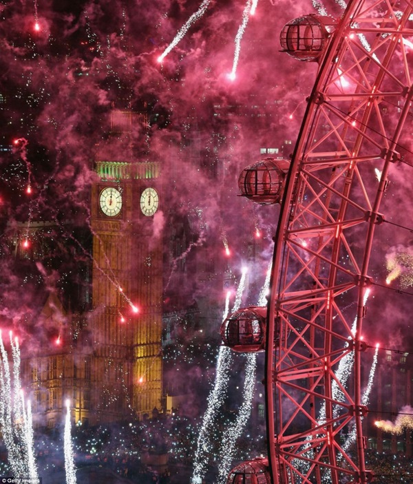 Đại tiệc pháo hoa mừng năm mới trên khắp thế giới  29