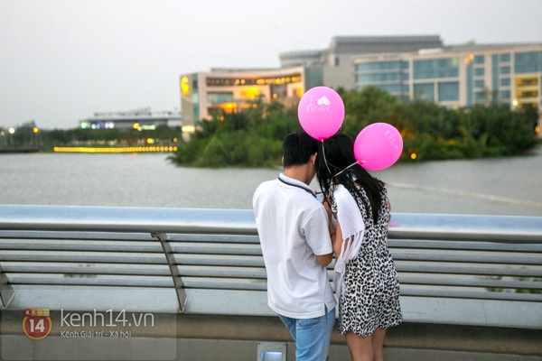 Khoảnh khắc siêu lãng mạn của hơn 2.000 cặp đôi tại Đại lộ tình yêu 6