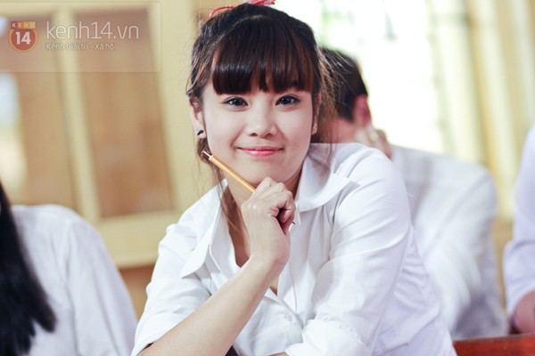 Ngắm hot girl Việt mặc đồng phục giản dị nhưng vẫn cực xinh 17