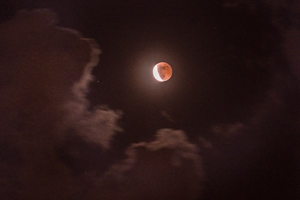 Ngắm trọn vẹn hình ảnh "mặt trăng máu" trên bầu trời Việt Nam 40