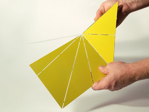 S&aacute;ng tạo "mượn" cảm hứng từ gấp giấy origami 6