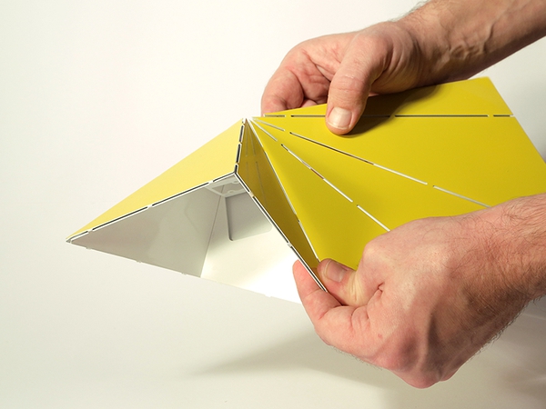 S&aacute;ng tạo "mượn" cảm hứng từ gấp giấy origami 7
