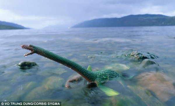 Quái vật hồ Loch Ness chỉ là… bong bóng 3