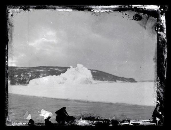 Ảnh cực hiếm về Nam Cực bị "thất lạc trong tảng băng" 100 năm 1