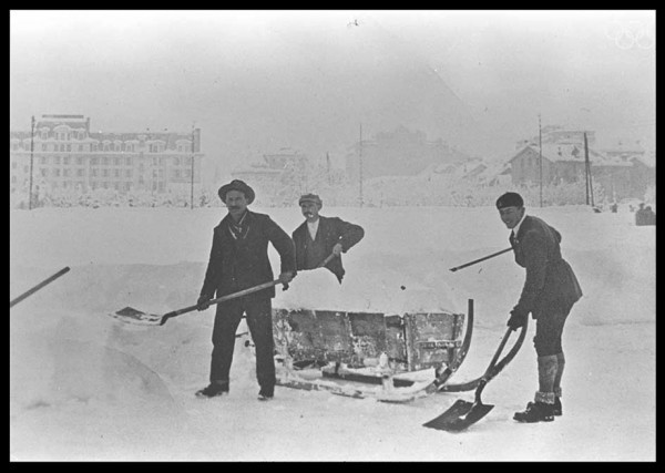 "Đào mộ" hình ảnh Olympic mùa đông đầu tiên trên thế giới 7
