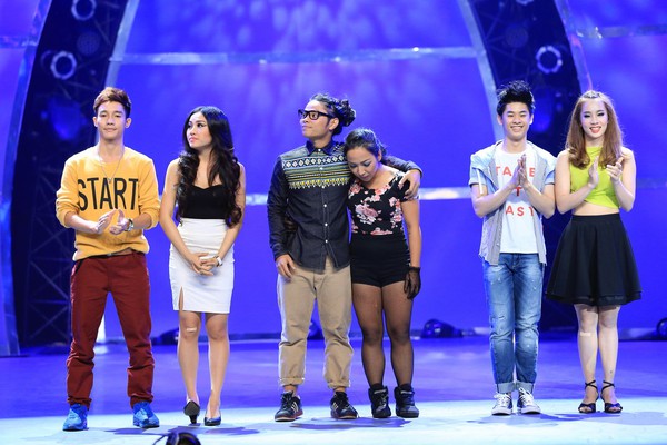 SYTYCD: Trấn Th&agrave;nh nức nở tạm biệt "c&aacute;nh tay trực thăng" 6