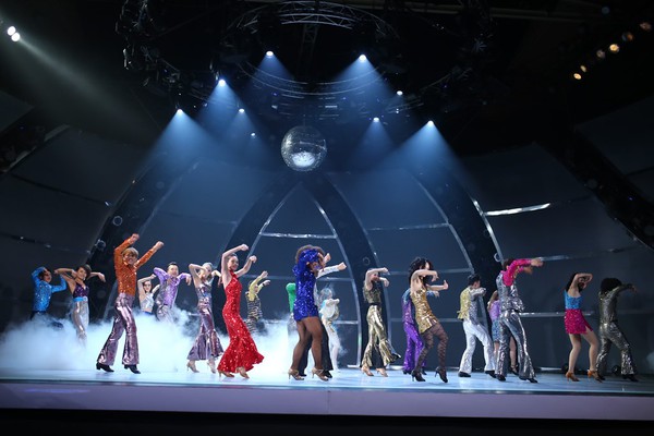 SYTYCD: Trấn Th&agrave;nh nức nở tạm biệt "c&aacute;nh tay trực thăng" 1