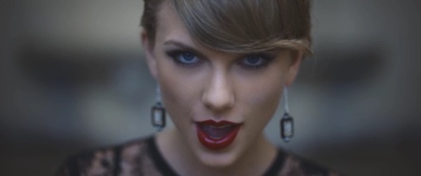 Khán giả "phát cuồng" vì Taylor Swift phiên bản "điên loạn" 1